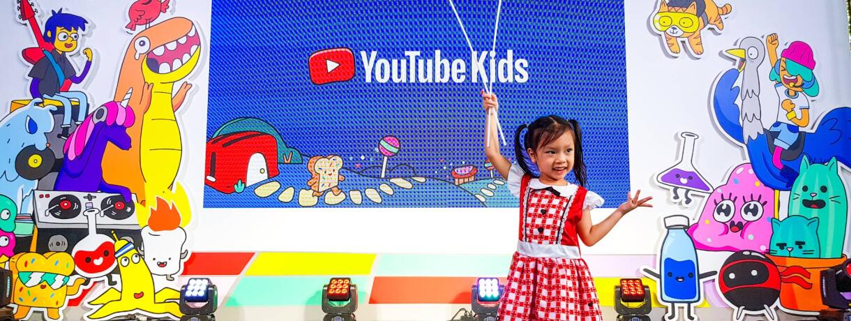Are YouTube bloggers threatened with a ban on monetizing children's content?