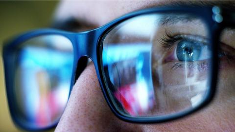 Distance learning Students Protest the Introduction of Monitoring apps 